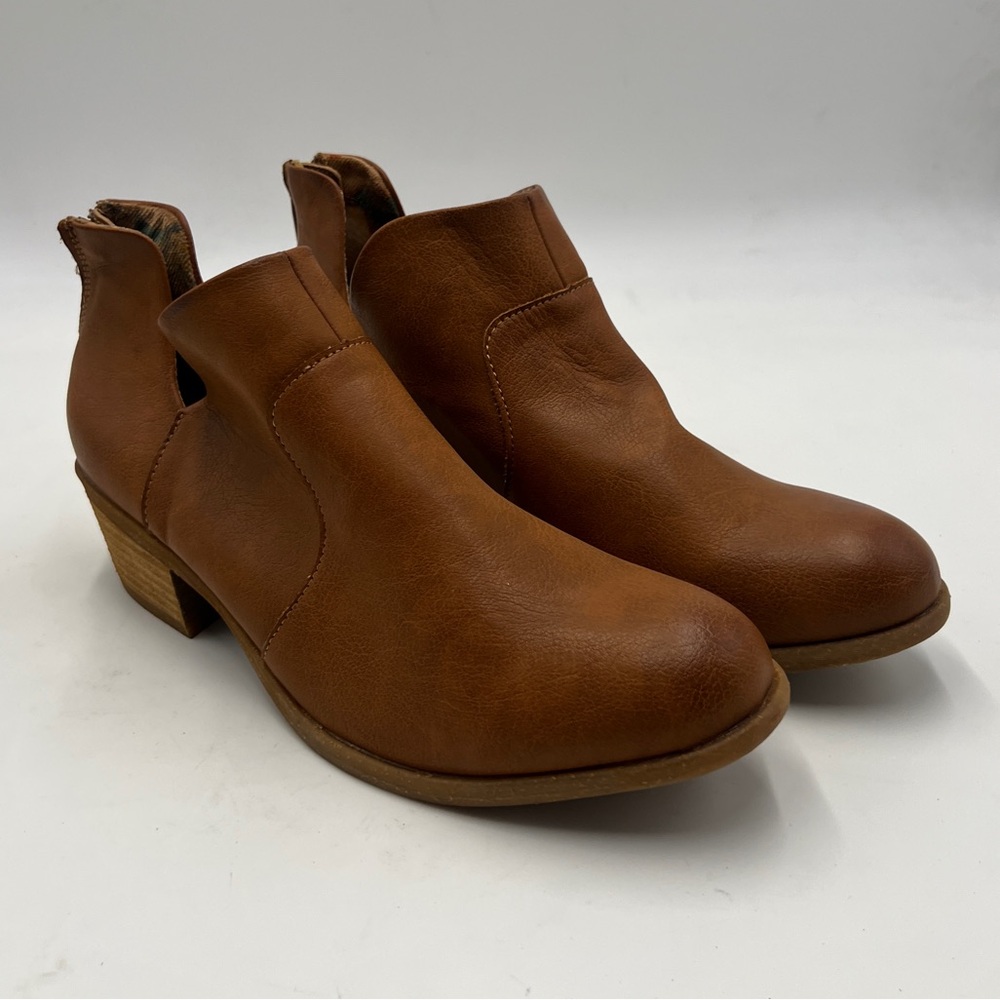 BOC Brown Ankle Boots with Classic Slip-On Design